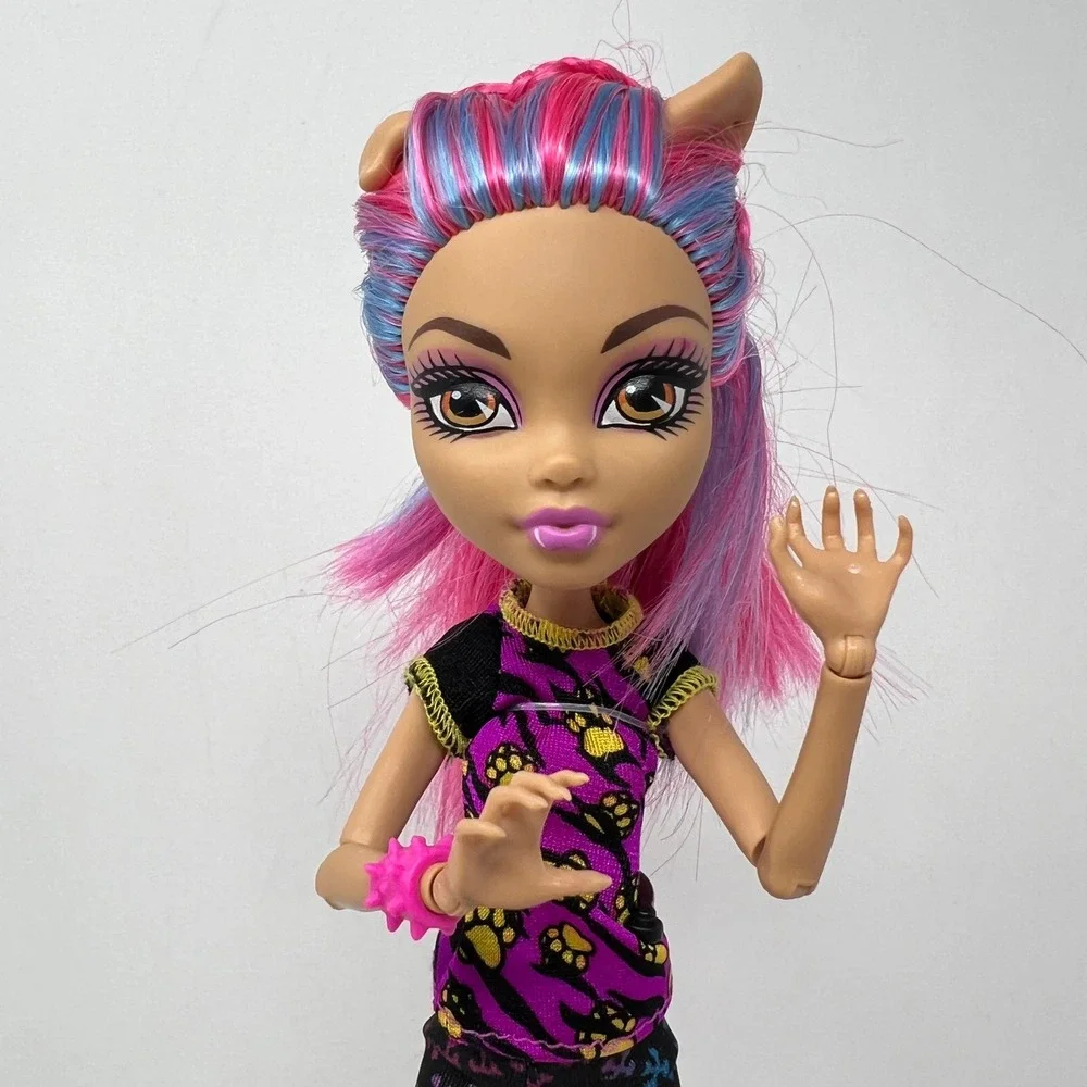 Mattel Monster High Howleen Wolf Creepateria Doll 10.5 Inch Pink Werewolf G1